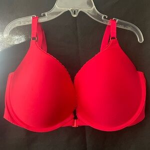 Victorias Secret push up bra 34DD